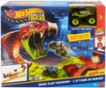 HOT WHEELS MONSTER TRUCKS SNAKE SLAM TAKEDOWN PLAYSET